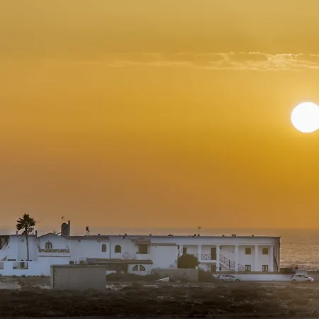 Ocean Sunset 公寓式酒店 3*